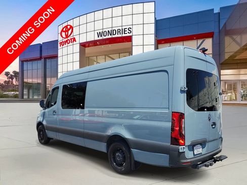 Used 2023 Mercedes-Benz Sprinter 2500 image 6