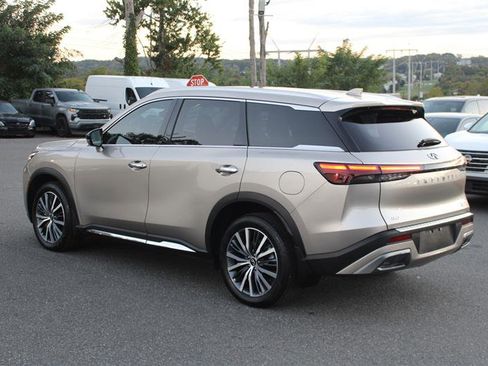 Used 2023 INFINITI QX60 Sensory w/ Vision Package image 6