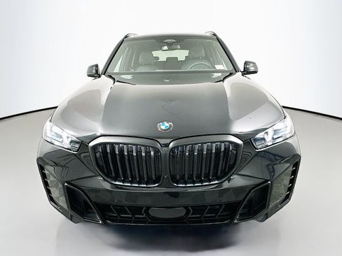 New 2026 BMW X5 xDrive40i w/ M Sport Package image 2
