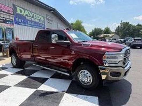 Used 2022 RAM 3500 Laramie AWD/4WD image 5