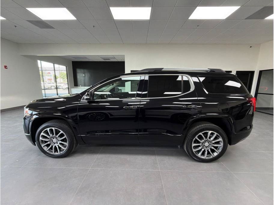 Used 2023 GMC Acadia Denali FWD image 5