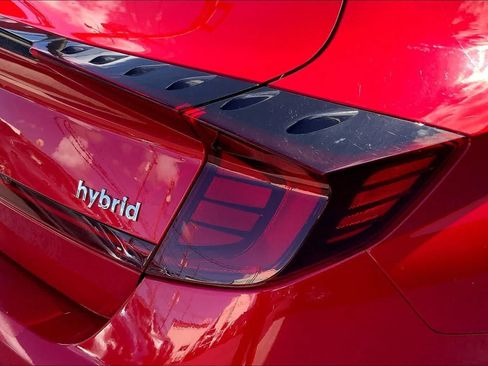 Used 2021 Hyundai Sonata Limited FWD image 32