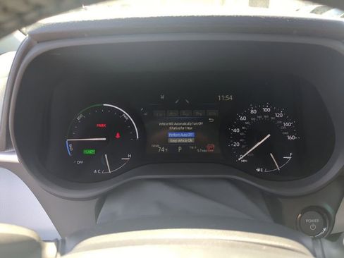 New 2025 Toyota Sienna XLE image 27