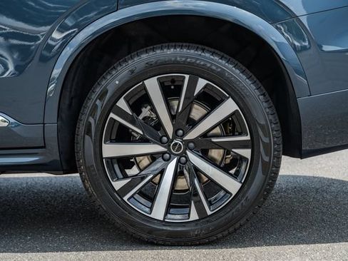 New 2026 Volvo XC90 T8 Core AWD/4WD image 18