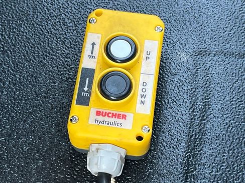 New 2025 Ford F350 XL w/ XL Chrome Package AWD/4WD image 6