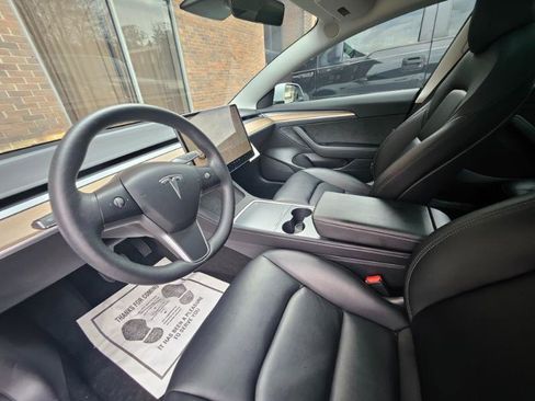 Used 2022 Tesla Model 3 image 27