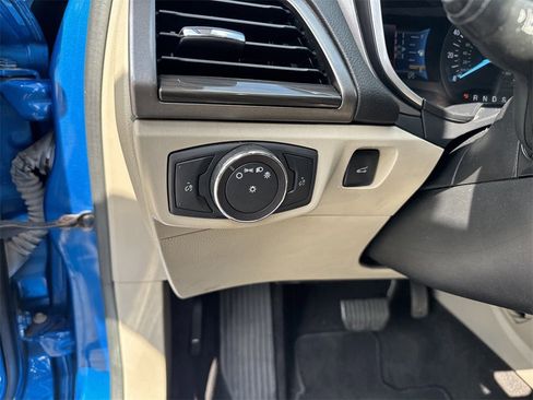 Used 2019 Ford Fusion SEL image 34