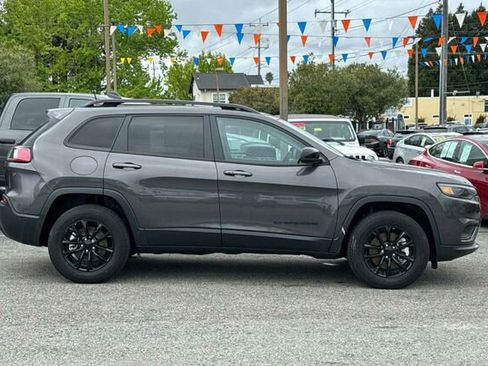 New 2023 Jeep Cherokee Altitude Lux w/ Lux Elite Package image 3
