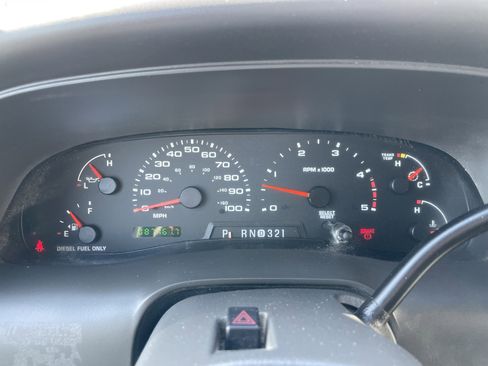 Used 2003 Ford Excursion XLT image 16