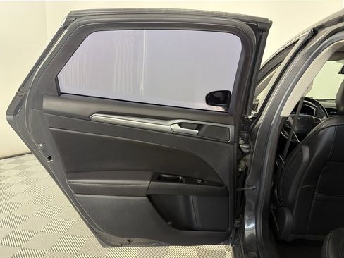 Used 2015 Ford Fusion Titanium AWD/4WD image 12