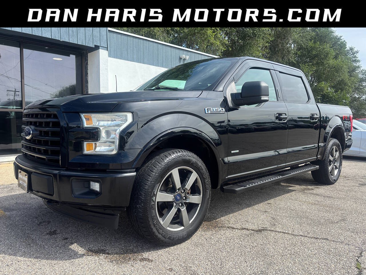 Used 2017 Ford F150 XLT w/ Equipment Group 302A Luxury AWD/4WD image 1