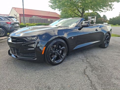 Used 2020 Chevrolet Camaro SS RWD image 3