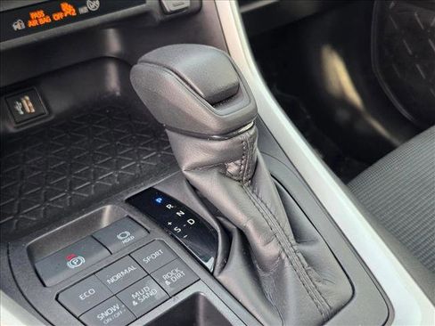 Used 2024 Toyota RAV4 LE image 12