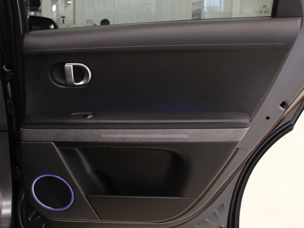 Used 2023 Hyundai Ioniq 5 SEL w/ Cargo Package AWD/4WD image 30