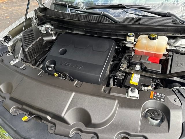 Used 2022 Chevrolet Traverse LS FWD image 35