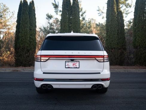 Used 2022 Lincoln Aviator Grand Touring w/ Equipment Group 301A image 17