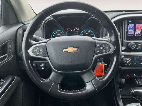 Used 2017 Chevrolet Colorado LT w/ LT Convenience Package image 17