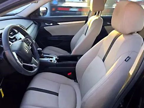 Used 2017 Honda Civic EX image 5