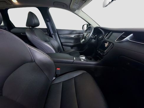 Used 2023 INFINITI QX50 Luxe AWD/4WD image 31
