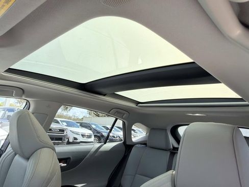 Certified 2024 Toyota Venza Limited image 33