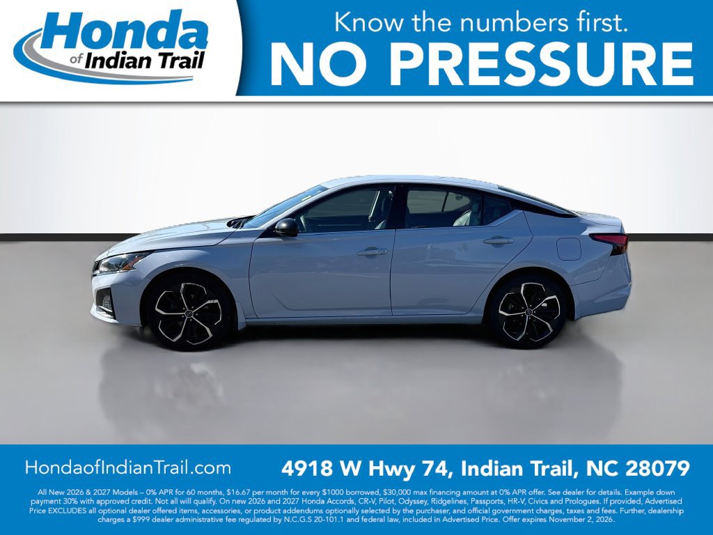 Used 2023 Nissan Altima 2.5 SR AWD/4WD image 4