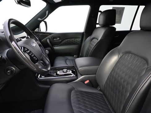 Used 2024 INFINITI QX80 Luxe image 13