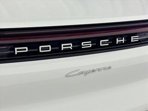New 2026 Porsche Cayenne S AWD/4WD image 25