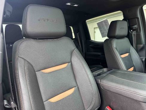 Used 2023 GMC Sierra 1500 AT4 w/ Technology Package AWD/4WD image 24