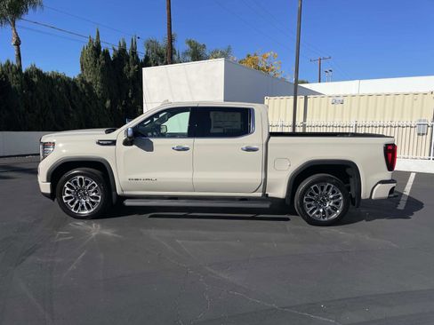 New 2026 GMC Sierra 1500 Denali Ultimate image 8