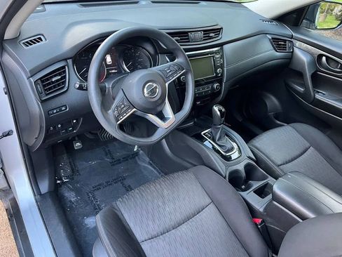 Used 2020 Nissan Rogue S image 11