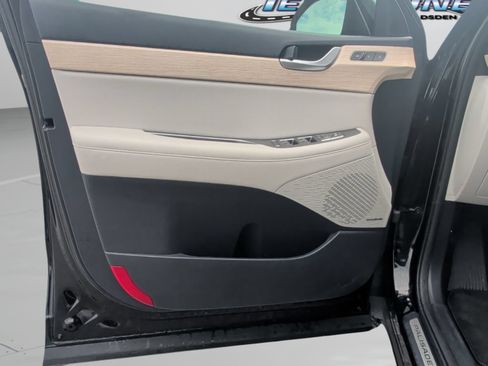 Used 2023 Hyundai Palisade Limited FWD image 18