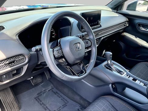 Used 2024 Honda HR-V Sport image 17