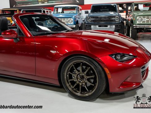 Used 2024 MAZDA MX-5 Miata RF Grand Touring image 32
