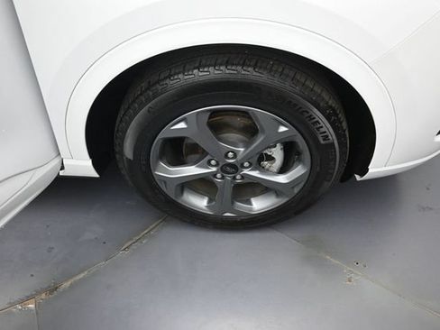 Used 2023 Ford Escape ST-Line Select AWD/4WD image 33