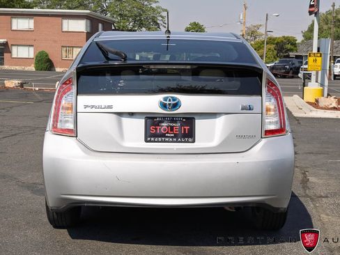 Used 2015 Toyota Prius Two FWD image 14