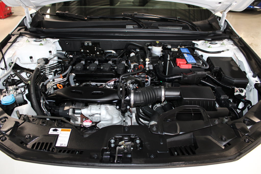 Used 2023 Honda Accord EX image 8