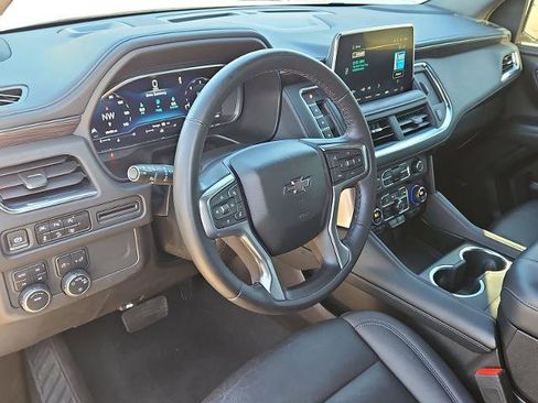 Certified 2023 Chevrolet Tahoe Z71 w/ Luxury Package image 9