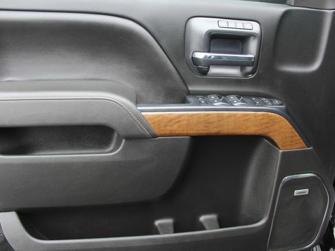 Used 2017 Chevrolet Silverado 3500 LTZ w/ Duramax Plus Package image 22