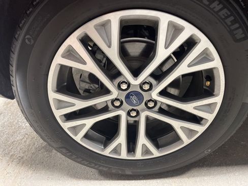 Used 2022 Ford Escape SEL image 41