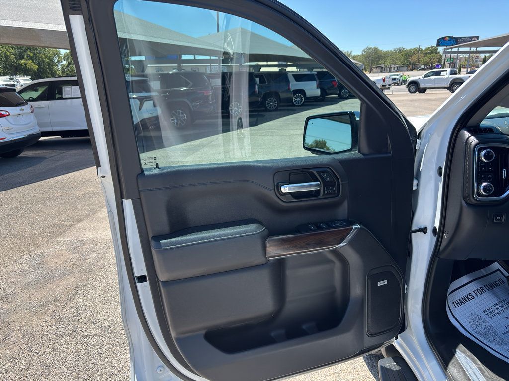 Certified 2022 GMC Sierra 1500 SLT AWD/4WD image 10