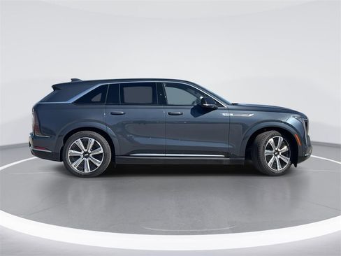 New 2025 Cadillac Escalade IQ Luxury 2 image 2