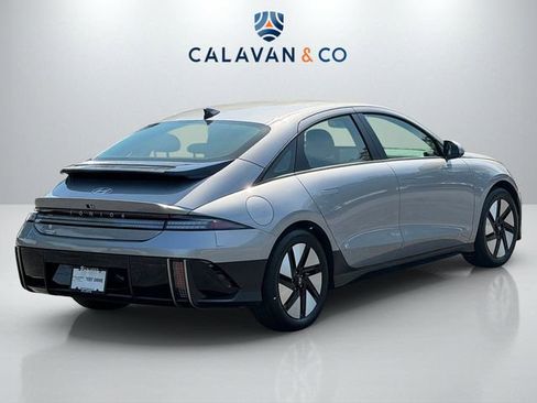 Used 2024 Hyundai Ioniq 6 SE RWD image 7