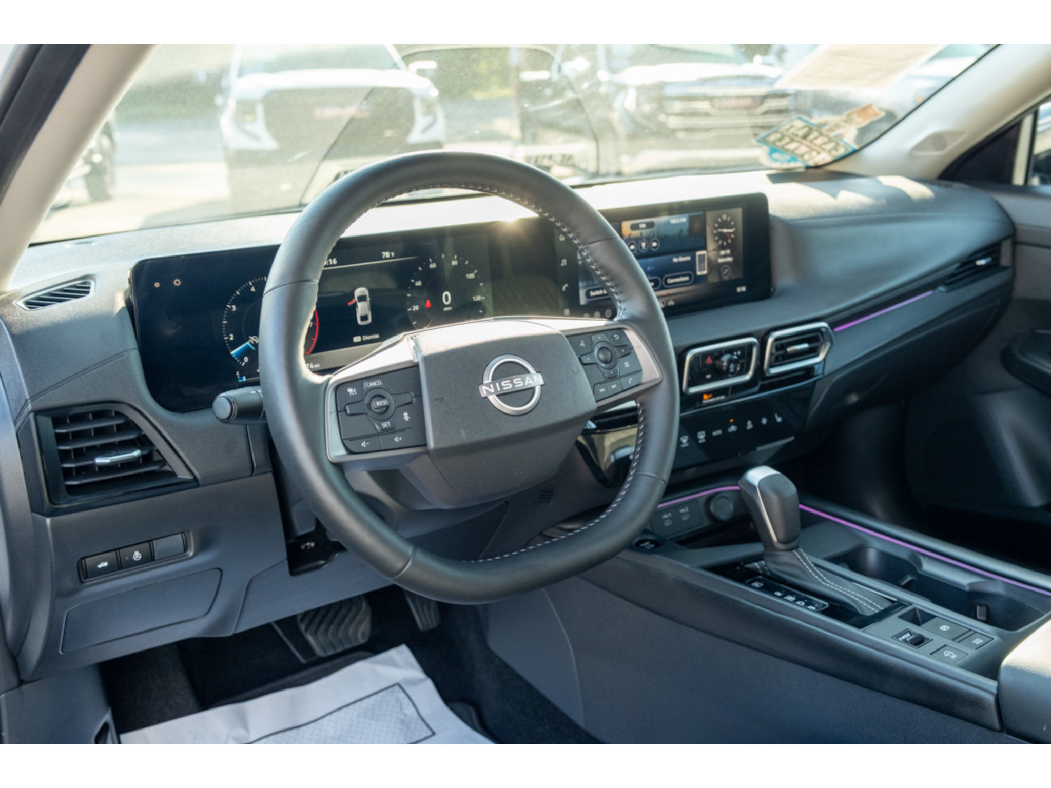 Used 2026 Nissan Sentra SV w/ SV Convenience Package FWD image 11