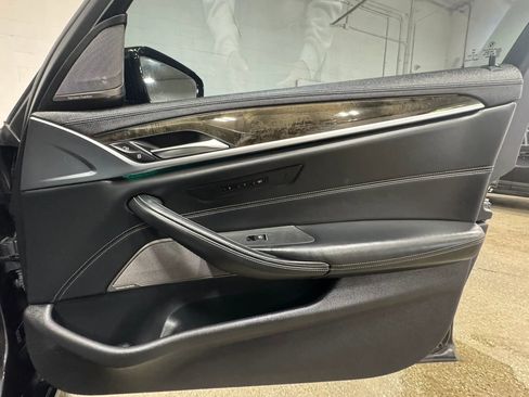 Used 2017 BMW 540i xDrive AWD/4WD image 28