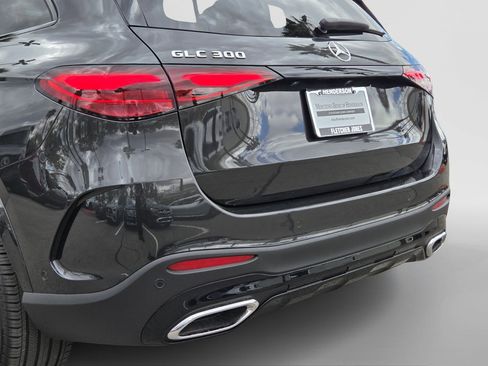 Certified 2026 Mercedes-Benz GLC 300 image 4