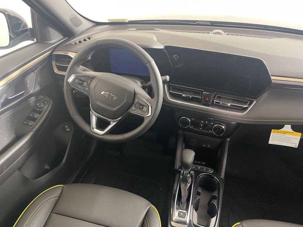 New 2026 Chevrolet TrailBlazer ACTIV w/ Convenience Package FWD image 2