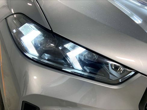 New 2026 BMW X5 xDrive50e w/ Executive Package image 13