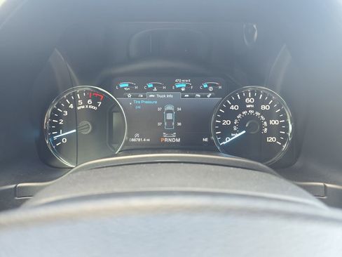Used 2020 Ford F150 Platinum w/ Equipment Group 701A Luxury AWD/4WD image 19