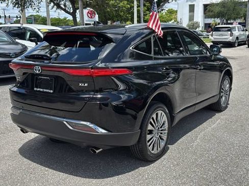 Used 2023 Toyota Venza XLE AWD/4WD image 10