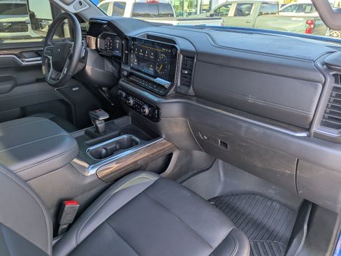 Used 2026 Chevrolet Silverado 1500 RST AWD/4WD image 41